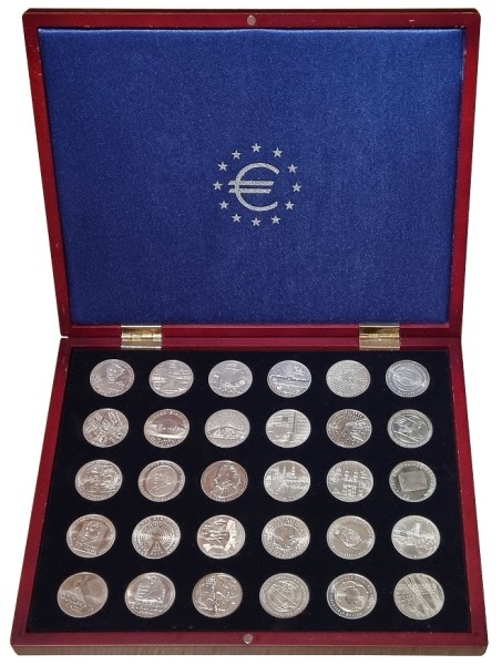 Münzkassette mit 30 x 10 Euro Silbermünzen aus Deutschland 925/1000 Silber