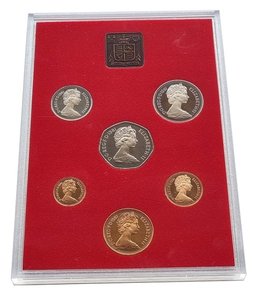Großbritannien 68 Pence Kursmünzensatz Queen Elizabeth 1981 Proof mit Medaille Royal Mint